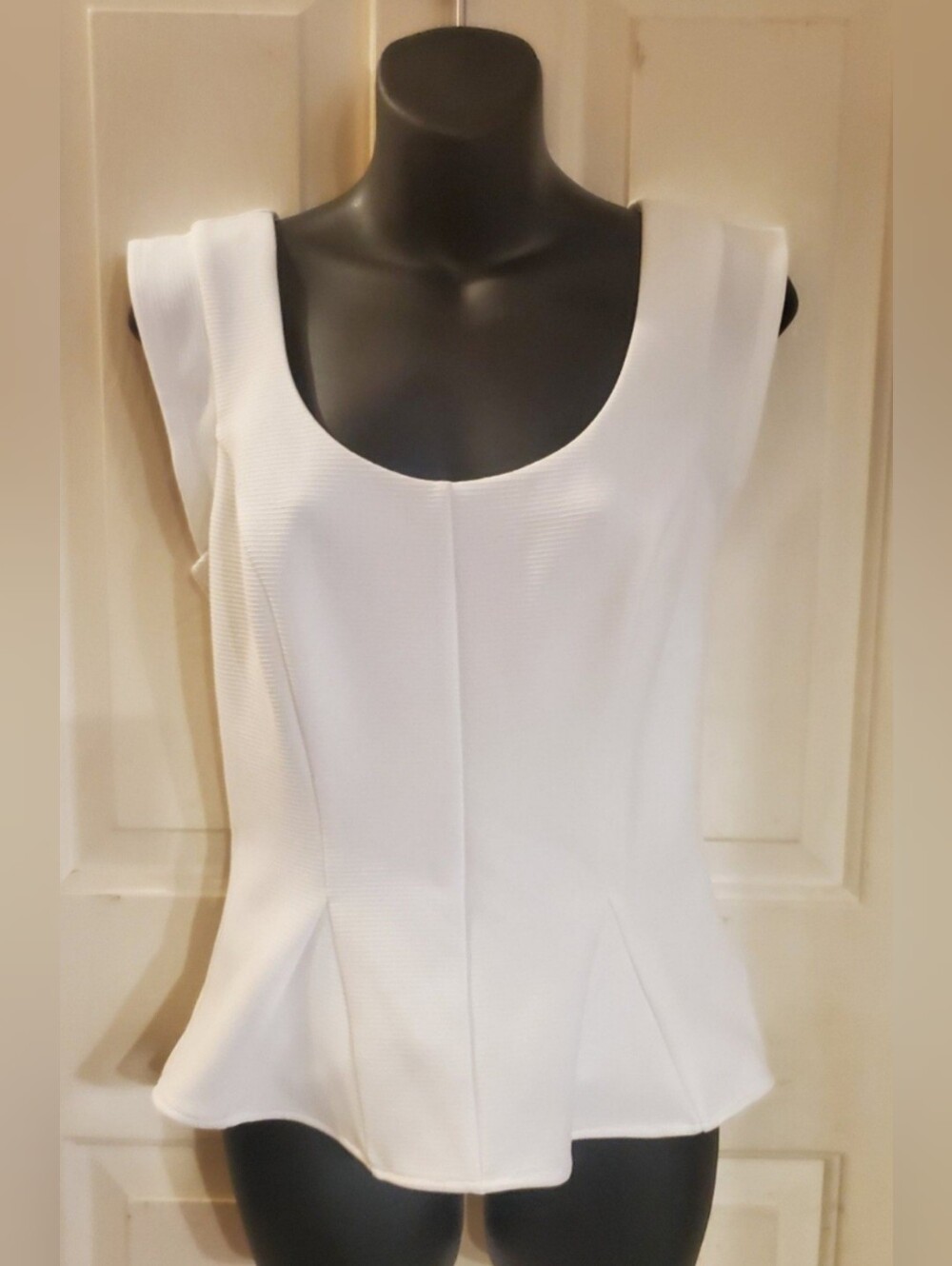 bebe White Sleeveless Peplum Scoop Neck Top